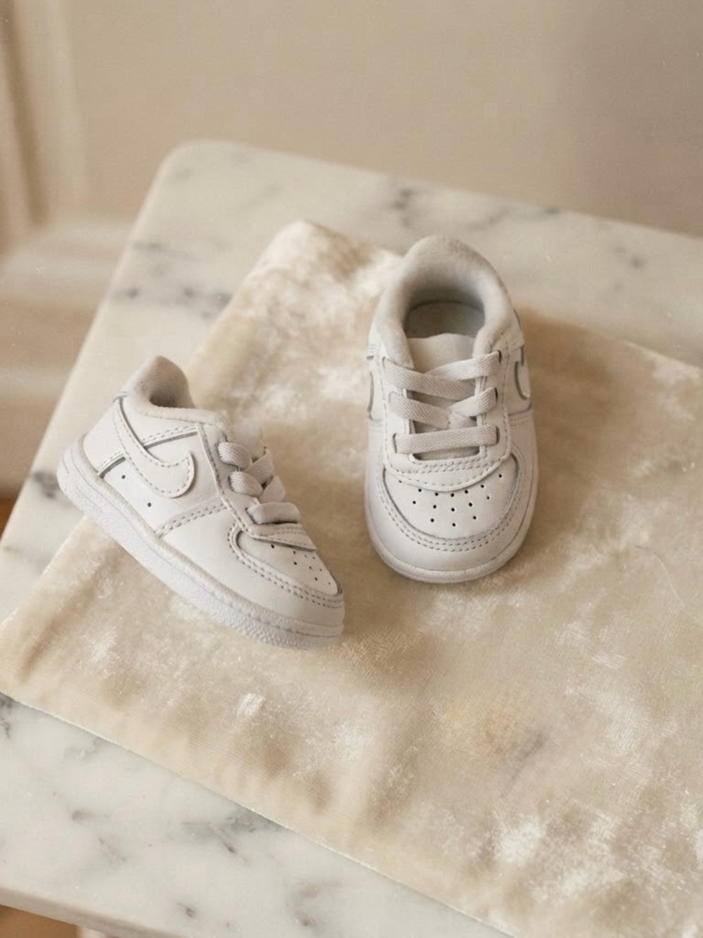 Nike Baby Force 1 Crib Shoe in White White
